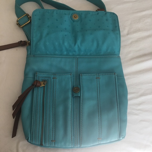 Turquoise Leather Fossil Purse Excellent Condition - Picture 4 of 16